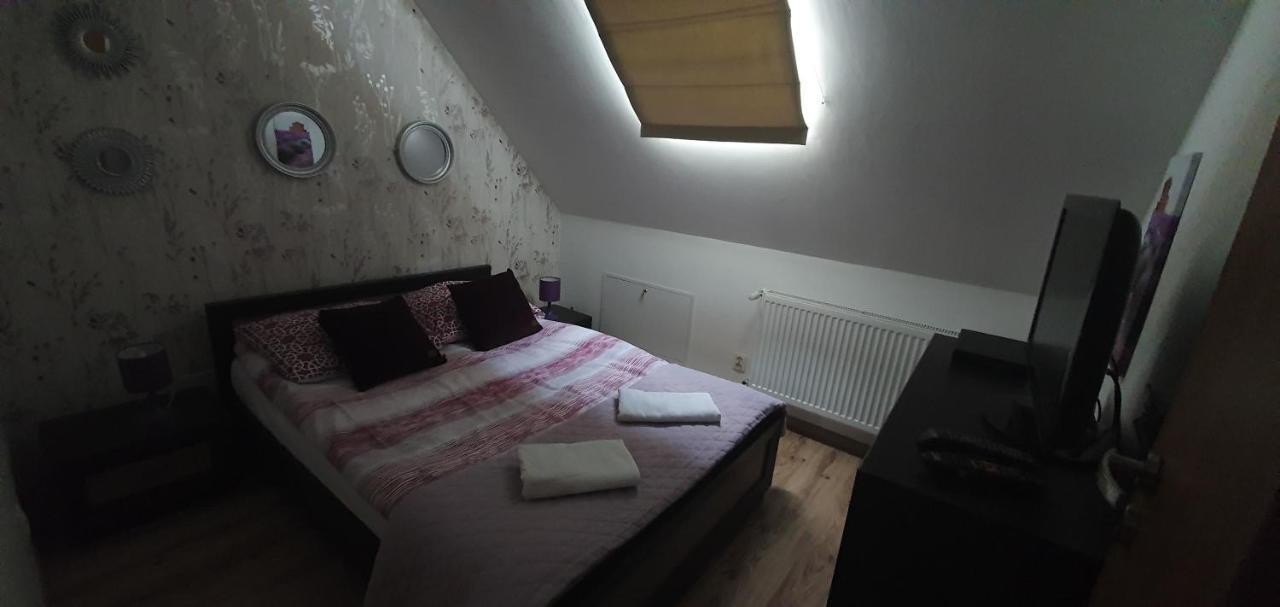 Cudowny Zakatek Z Ogrodem I Basenem Apartment Bukwica  Екстериор снимка