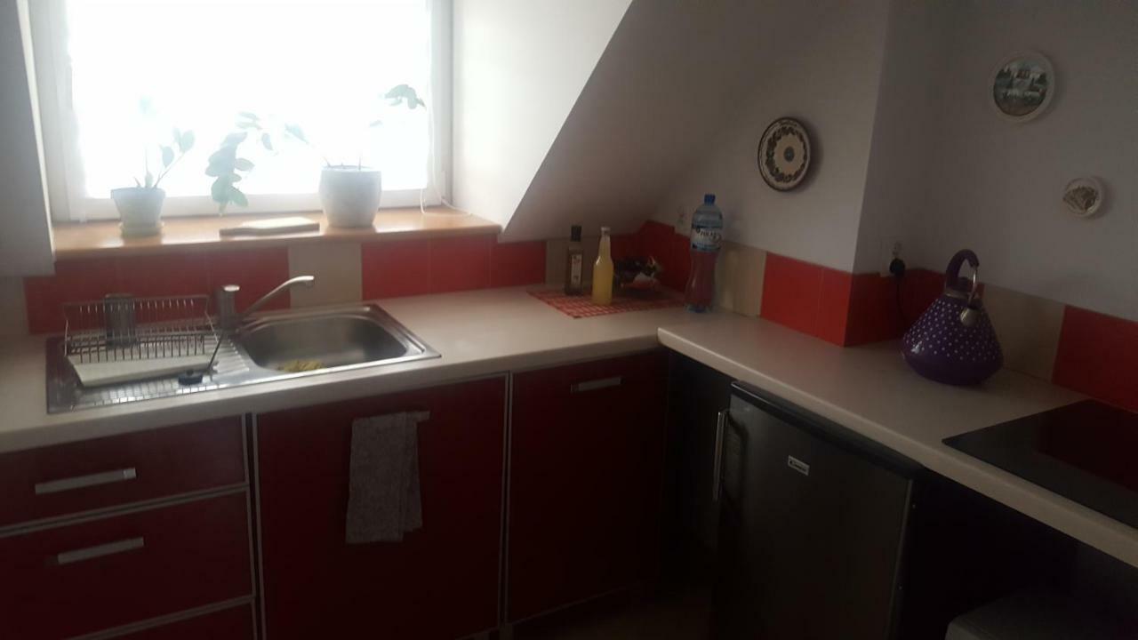 Cudowny Zakatek Z Ogrodem I Basenem Apartment Bukwica  Екстериор снимка