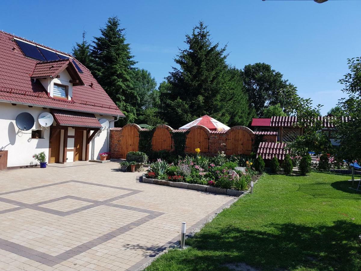 Cudowny Zakatek Z Ogrodem I Basenem Apartment Bukwica  Екстериор снимка